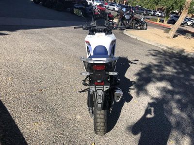 2025 Honda Transalp - Photo 7