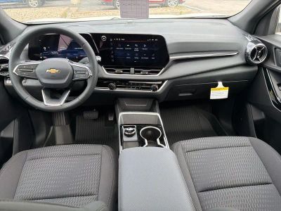 2026 Chevrolet Equinox — photo 15 view