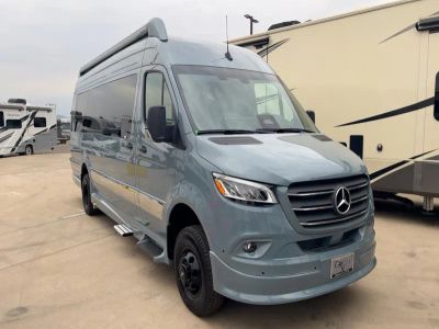 2027 Grech RV STRADA-ION - Photo 1