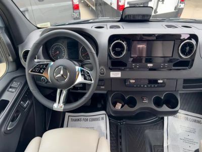 2027 Grech RV STRADA-ION - Photo 3