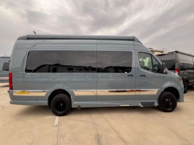 2027 Grech RV STRADA-ION - Photo 19