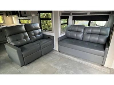 2026 Grand Design Solitude - Photo 18