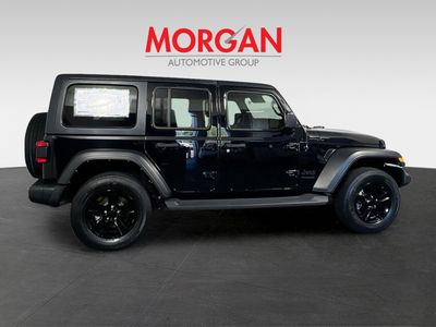2022 Jeep Wrangler - Photo 2
