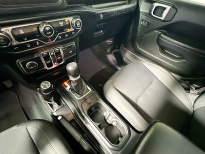 2022 Jeep Wrangler - Photo 22