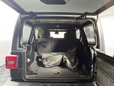 2022 Jeep Wrangler - Photo 30