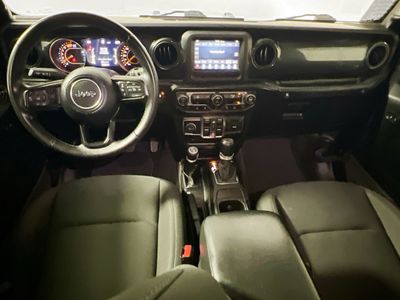 2022 Jeep Wrangler - Photo 26