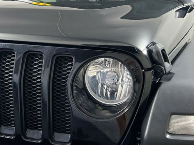 2022 Jeep Wrangler - Photo 9