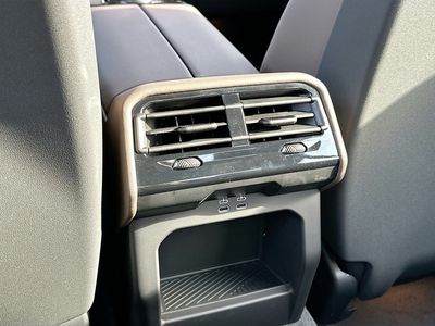2026 BMW 5 Series - Photo 20