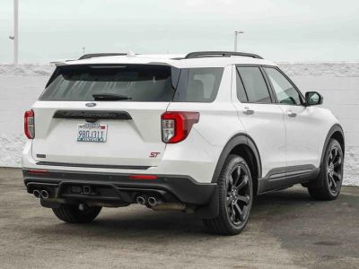 2022 Ford Explorer — interior view