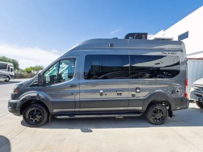 2027 Thor Motor Coach TALAVERA — photo 18 view