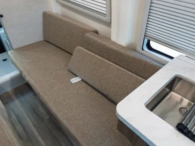 2027 Thor Motor Coach TALAVERA — photo 10 view