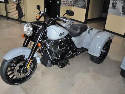 2024 Harley-Davidson Freewheeler - Photo 2