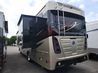 2015 Holiday Rambler Vacationer - Photo 3