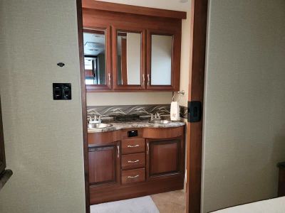 2015 Holiday Rambler Vacationer - Photo 64