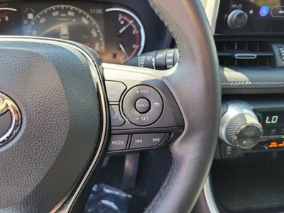 2024 Toyota RAV4 - Photo 17