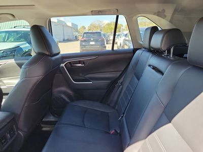 2024 Toyota RAV4 - Photo 28