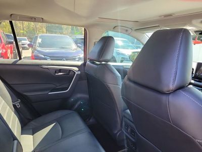 2024 Toyota RAV4 - Photo 30