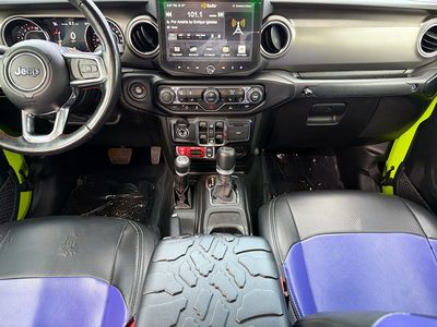 2021 Jeep Gladiator - Photo 16