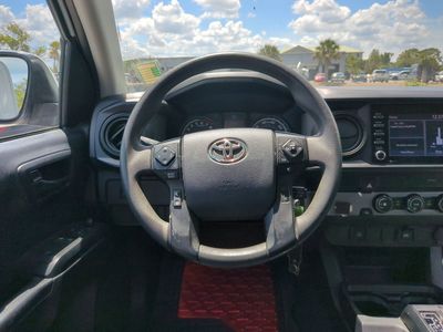 2020 Toyota Tacoma - Photo 10