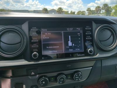2020 Toyota Tacoma - Photo 15