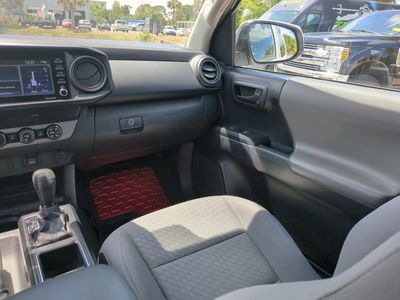 2020 Toyota Tacoma - Photo 12
