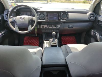 2020 Toyota Tacoma - Photo 9