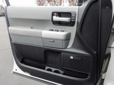 2008 Toyota Sequoia - Photo 27