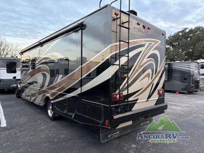 2017 Thor Motor Coach Chateau Super C - Photo 5