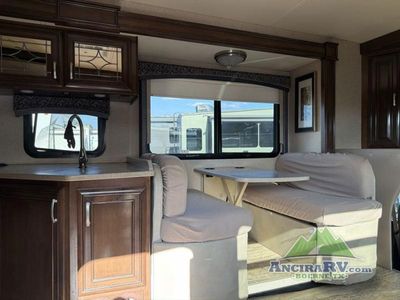 2017 Thor Motor Coach Chateau Super C - Photo 7