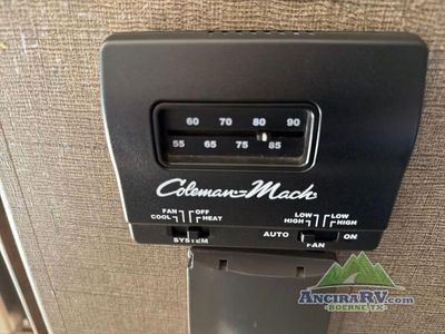 2017 Thor Motor Coach Chateau Super C - Photo 24