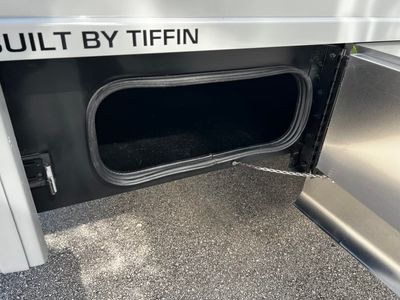 2026 Tiffin MIDAS - Photo 36