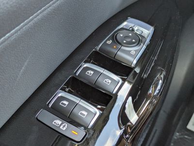 2026 Kia K5 - Photo 28