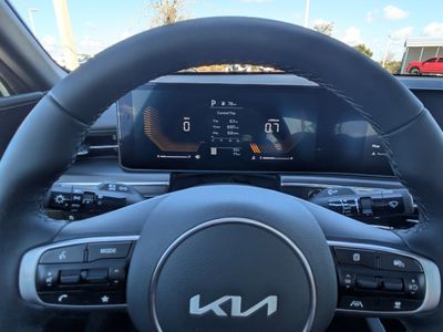 2026 Kia K5 - Photo 32