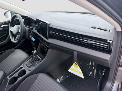 2026 Volkswagen Jetta - Photo 23