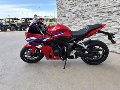 2025 Honda CBR650RAR — front three-quarter view