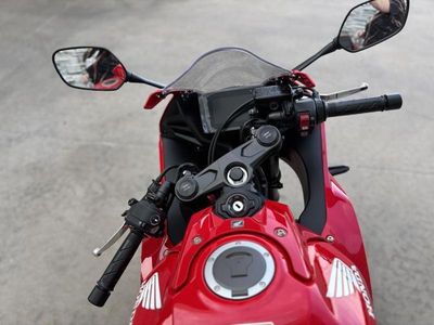 2025 Honda CBR650RAR — photo 11 view
