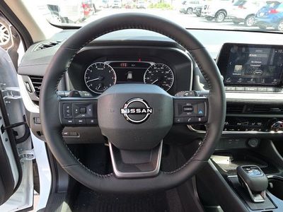 2026 Nissan Rogue — photo 16 view