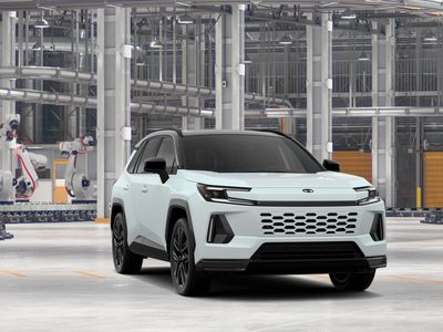 2026 Toyota RAV4 - Photo 16