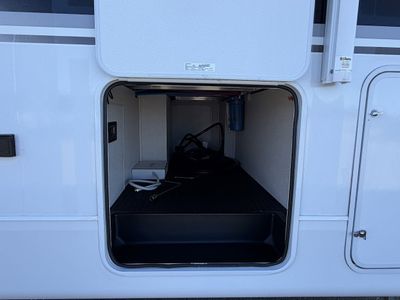 2026 Jayco Eagle HT - Photo 12