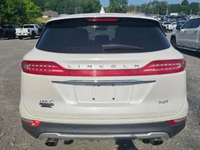 2019 Lincoln MKC — interior view