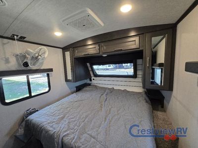 2024 Keystone RV Cougar Half-Ton - Photo 33