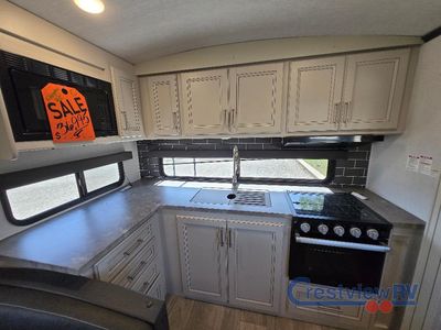2024 Keystone RV Cougar Half-Ton - Photo 18