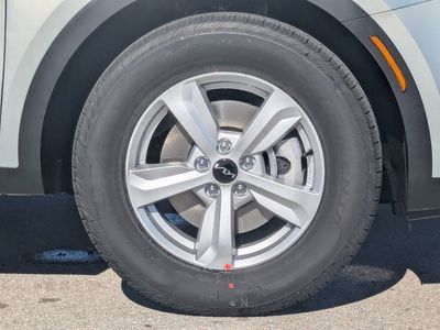2026 Kia Sorento — photo 9 view