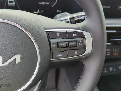 2026 Kia K5 - Photo 34