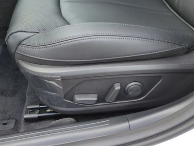 2026 Kia K5 - Photo 22