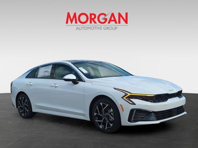 2026 Kia K5 - Photo 2