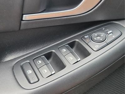2025 Hyundai Sonata - Photo 23