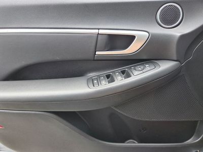 2025 Hyundai Sonata - Photo 22