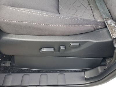 2026 Nissan Frontier - Photo 9
