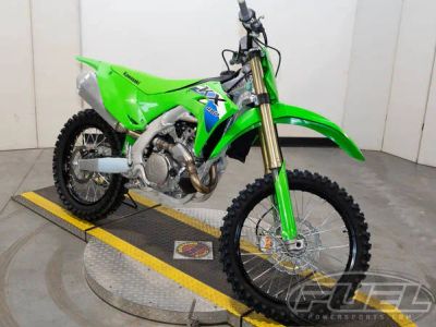 2026 Kawasaki KX™450 — front three-quarter view
